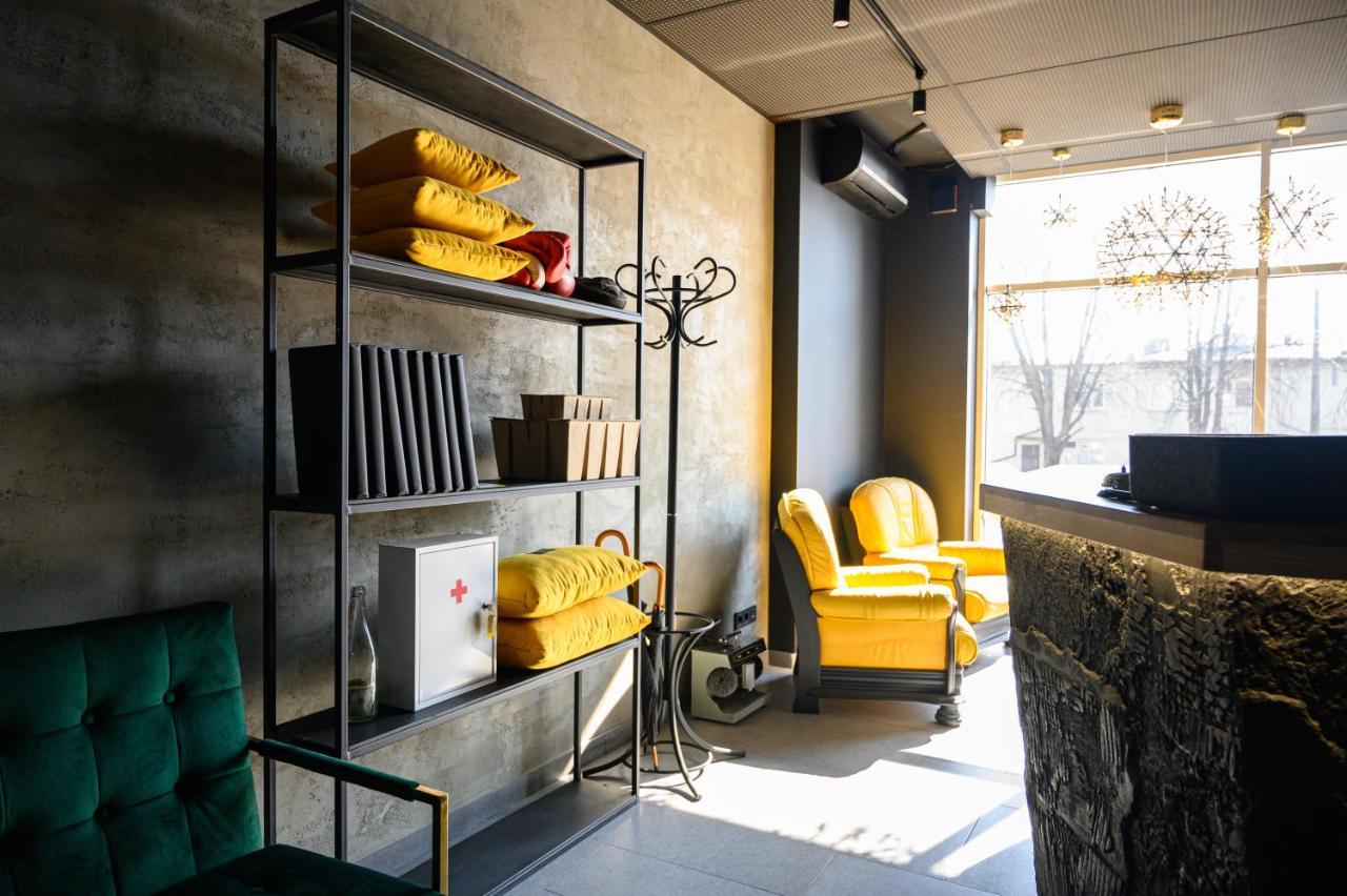 Space Apart Hotel Lutsʼk Dış mekan fotoğraf