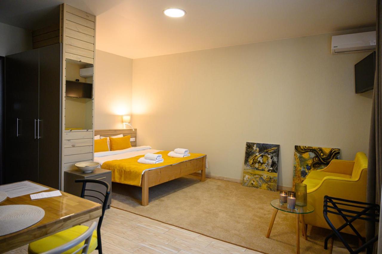 Space Apart Hotel Lutsʼk Dış mekan fotoğraf