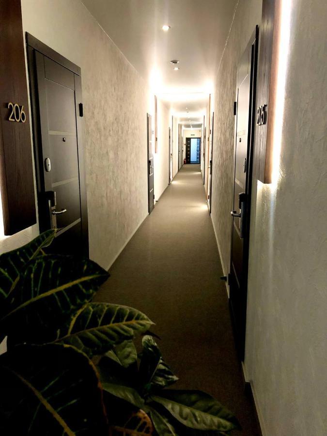 Space Apart Hotel Lutsʼk Dış mekan fotoğraf