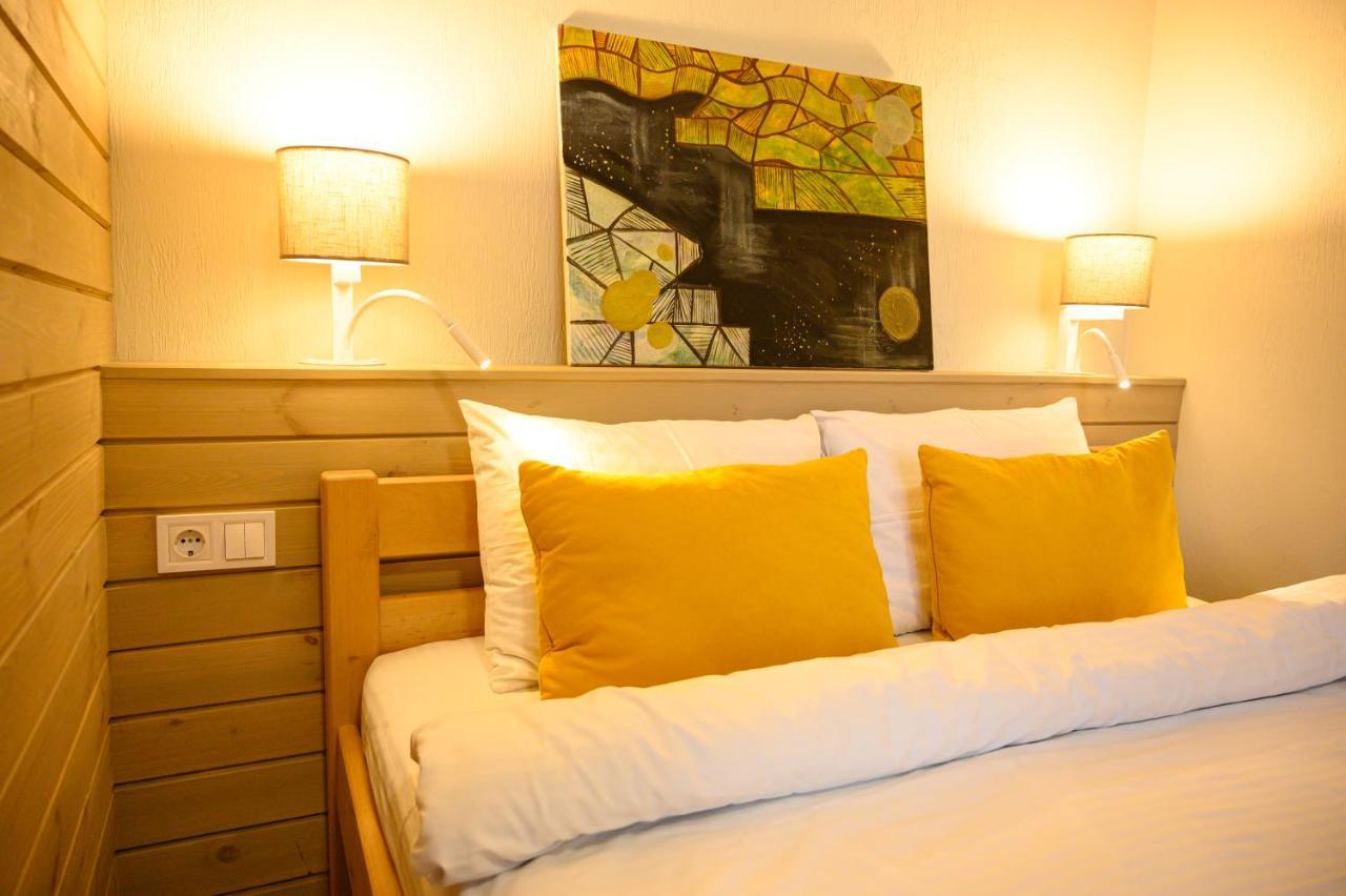 Space Apart Hotel Lutsʼk Dış mekan fotoğraf