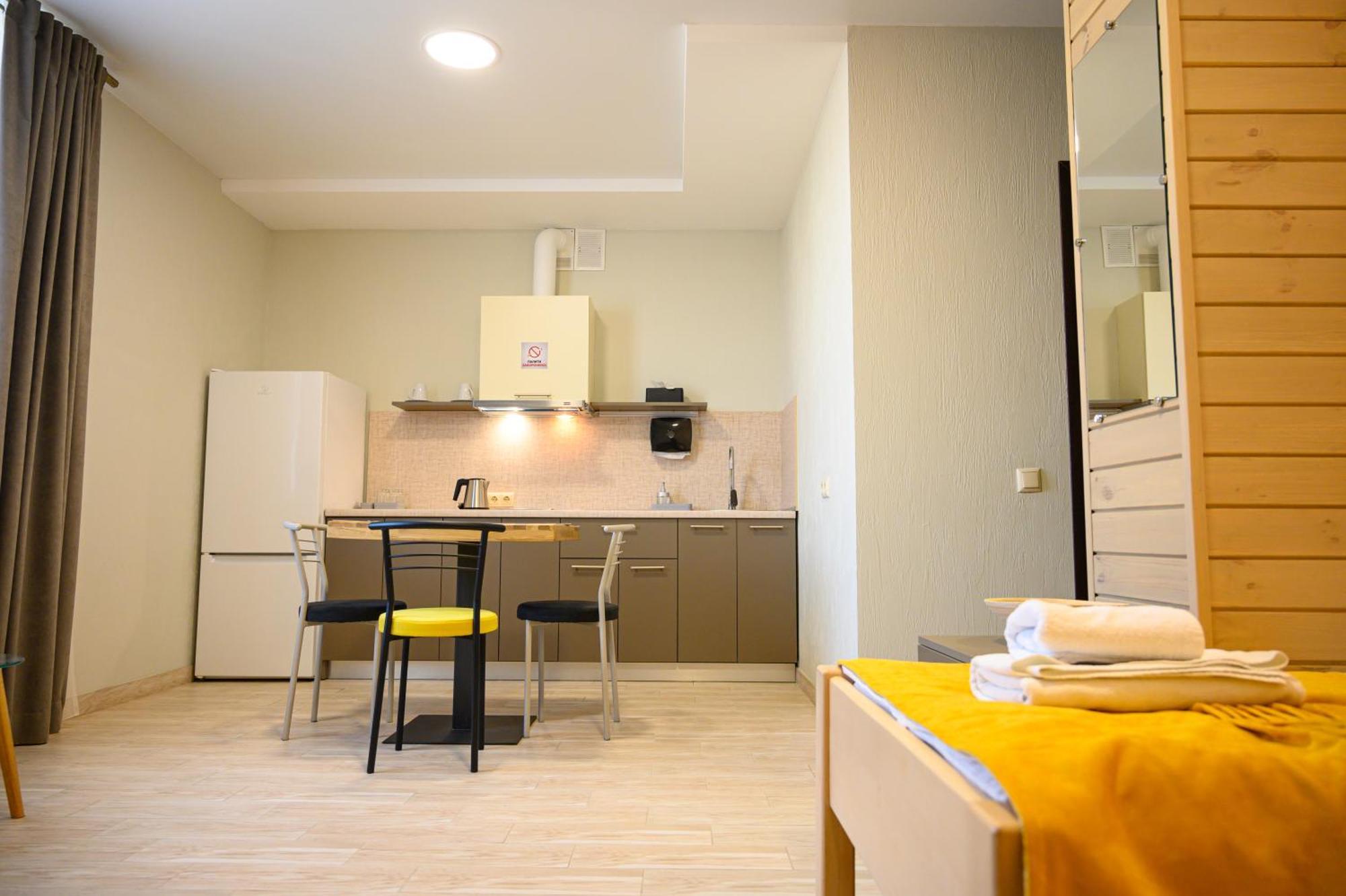 Space Apart Hotel Lutsʼk Dış mekan fotoğraf