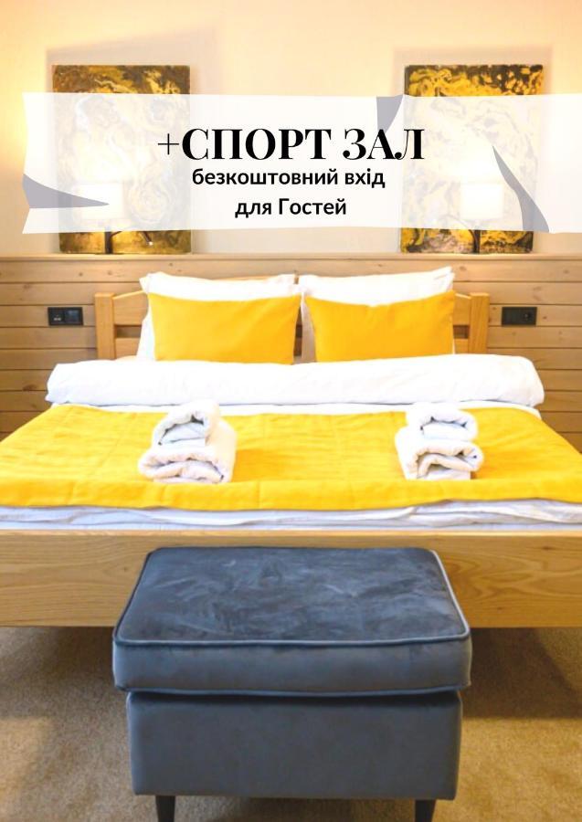 Space Apart Hotel Lutsʼk Dış mekan fotoğraf