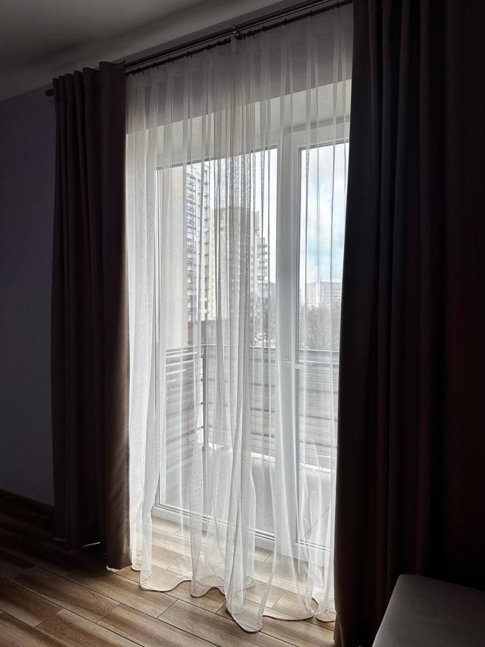 Space Apart Hotel Lutsʼk Oda fotoğraf