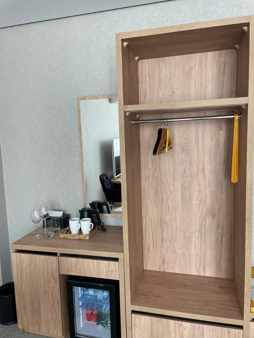 Space Apart Hotel Lutsʼk Dış mekan fotoğraf
